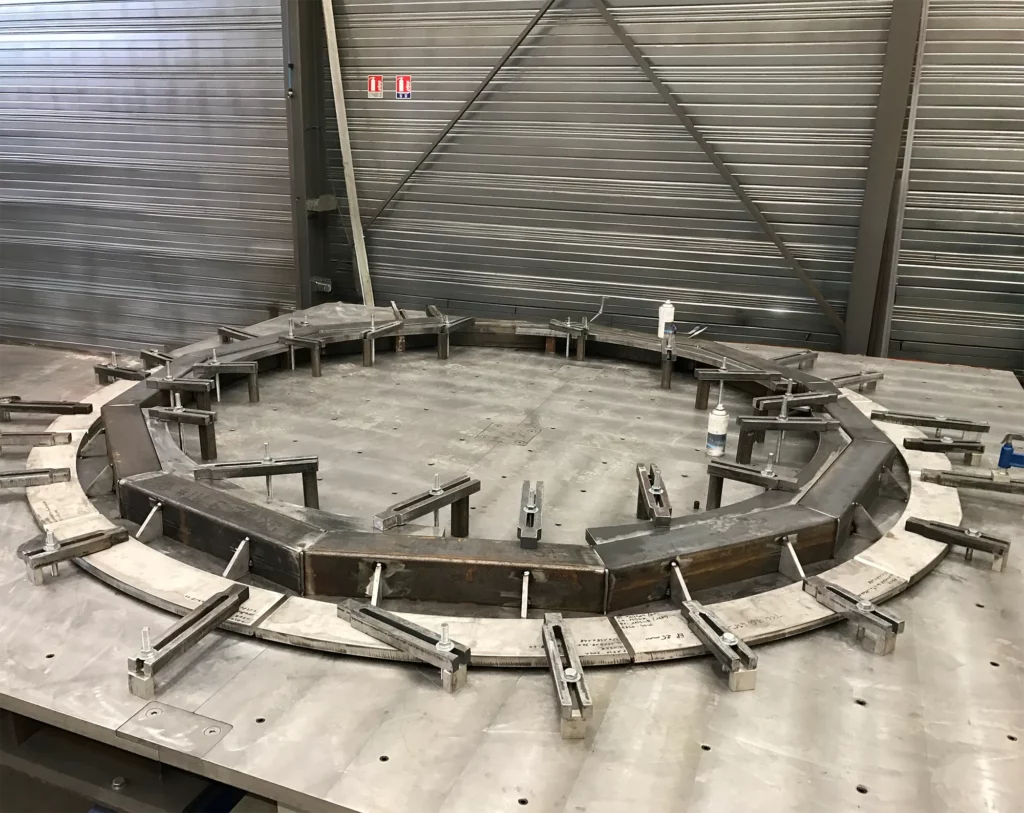 Aeronautical engine interface ring